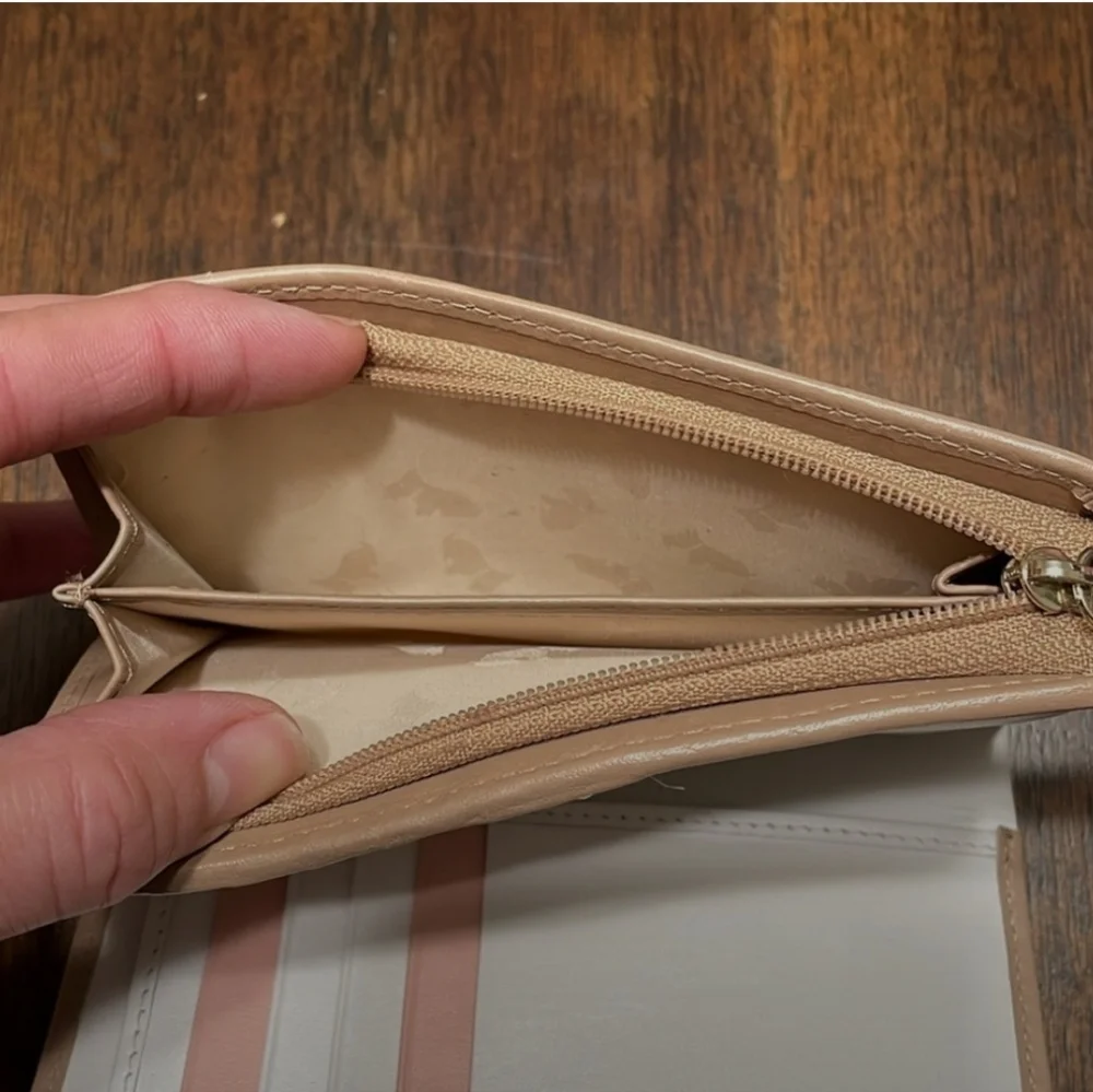 Radley London compact wallet
